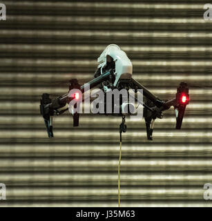 London, 3. Mai 2017 Überwachung drone am Counter Terror Expo, London Quelle: Ian Davidson/Alamy leben Nachrichten Stockfoto