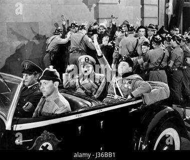 Der große Diktator Jahr: 1940 - USA Regie: Charlie Chaplin Charlie Chaplin, Jack Oakie.  Es ist verboten, das Foto aus dem Kontext der Promotion des Films zu reproduzieren. Es muss die Filmgesellschaft und/oder der Fotograf von zugewiesen oder von autorisierten / erlaubt am Set von der Filmgesellschaft gutgeschrieben werden. Nur für redaktionelle Nutzung. Photo12 gewährt keine Persönlichkeitsrechte der Personen vertreten. Stockfoto