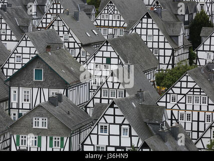 Deutschland, Holz-Fachwerkhaus in der Stadt Freudenberg, Siegerland, Nordrhein-Westfalen Stockfoto