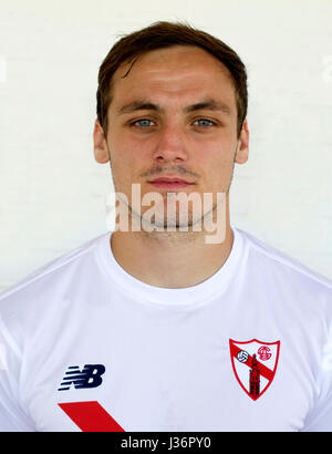 Spanien - Primera Division B 123   2016-2017 / (Sevilla Atletico) - Andrija Vukcevic Stockfoto