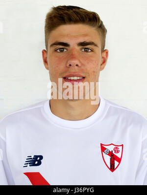 Spanien - Primera Division B 123   2016-2017 / (Sevilla Atletico) - Alejandro Pozo Stockfoto