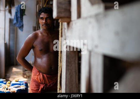 Kokos Fabrikarbeiter in der Nähe von Trivandrum, Kerala Stockfoto