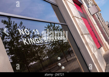 Pancras Square ist das Tor zum Kings Cross, mit sieben Grade A Bürogebäude im Stadtteil Camden, London, England, Vereinigtes Königreich Stockfoto