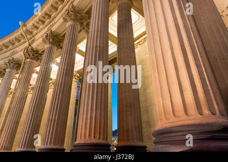 Korinthische Säulen der Kasaner Kathedrale, Sankt Petersburg, Russland Stockfoto