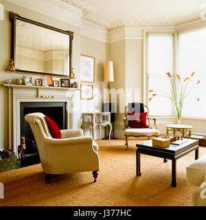 Wohnzimmer im klassischen Stil. Stockfoto