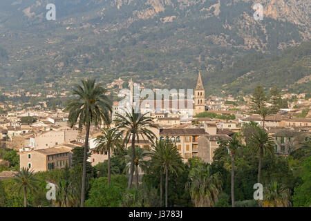 Panoramablick von Sóller aus dem Zug, Mallorca, Spanien Stockfoto