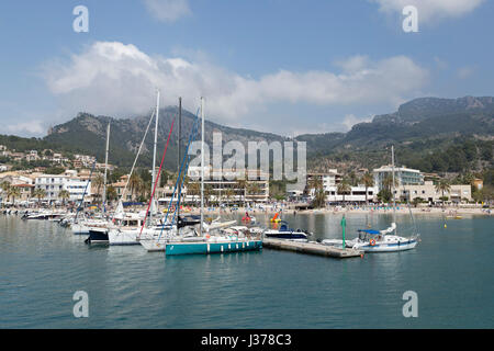 Hafen von Port de Sóller, Mallorca, Spanien Stockfoto