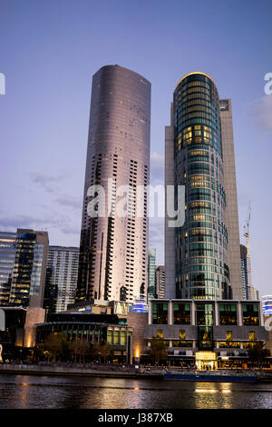 Kronenturm und Preima Pearl Apartments in Melbourne Australien Stockfoto