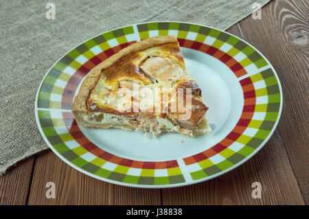 Lohipiirakka - finnische Lachs Torte Stockfoto