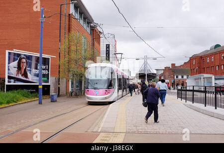 Die öffentliche Straßenbahn in Wolverhampton West Midlands UK Stockfoto