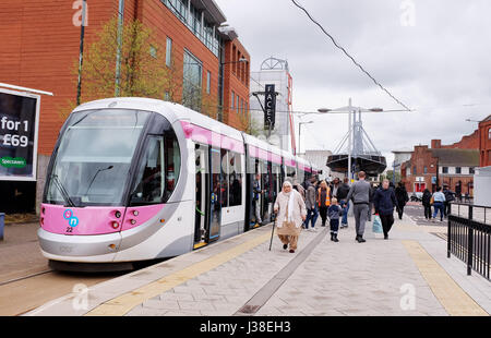 Die öffentliche Straßenbahn in Wolverhampton West Midlands UK Stockfoto