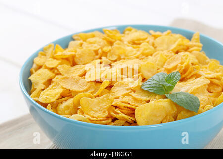 Schüssel Cornflakes - Nahaufnahme Stockfoto