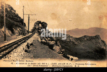 Chemin De Fer De La Rhune Les Trois Fontaines Stockfoto