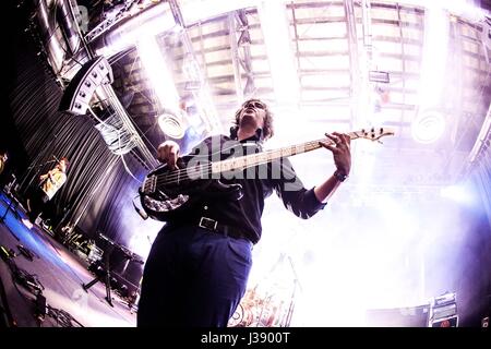 Mailand, Italien. 3. Mai 2017. Britische Rockband führt geben Sie Shikari live auf Alcatraz. (Foto: Mairo Cinquetti/Pacific Press) Bildnachweis: Pazifische Presse/Alamy Live-Nachrichten Stockfoto