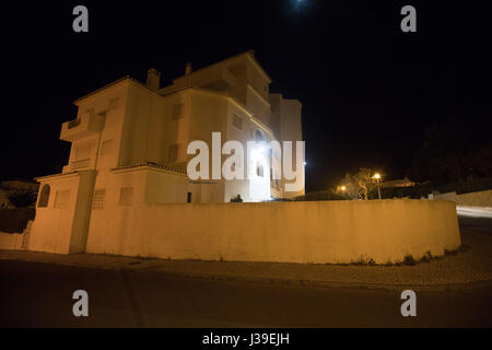 Eine allgemeine Übersicht der Wohnung 5A Rua Dr. Agostinho da Silva in Praia Da Luz, Portugal, Madeline McCann von vor 10 Jahren vermisst. Stockfoto