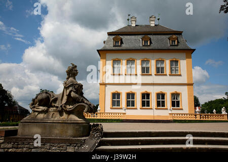 Schloss Veithoechheim, Dependance Sommerresidenz der Fuerstbischoefe von Wuerzburg, Veitshöchheim, Unterfranken, Bayern, Deutschland Stockfoto