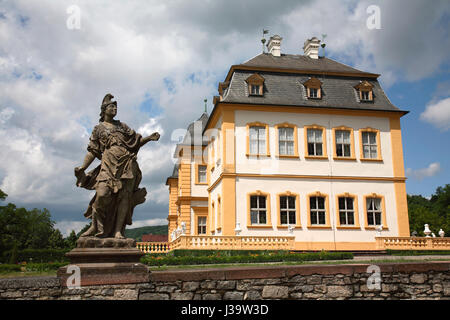 Schloss Veithoechheim, Dependance Sommerresidenz der Fuerstbischoefe von Wuerzburg, Veitshöchheim, Unterfranken, Bayern, Deutschland Stockfoto