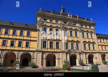 Deutschland, Unterfranken, in der Altstadt von Wuerzburg, Im Innenhof des Juliussspitals Stockfoto