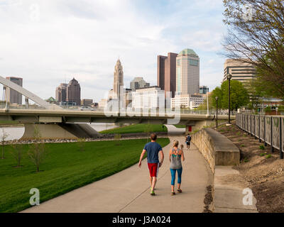 Scioto Greenway in der Nähe von Bicentennial Park zu senken. Columbus, Ohio. Stockfoto