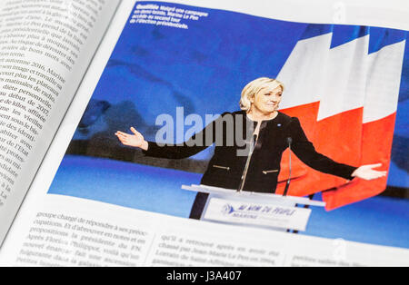 Frankreich - April 29,2017: das französische Wochenmagazin l ' Express veröffentlichen eine innere Geschichte und Bilder des Präsidentschaftskandidaten Marie Le Pen die verabschiedet Stockfoto