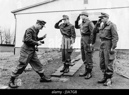 Deutsche Soldaten in Andernach, 1956 Stockfoto