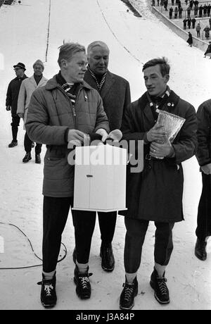 Vier-Schanzen-Tournee 1963/64: individuelle springen in Innsbruck, 1965 Stockfoto