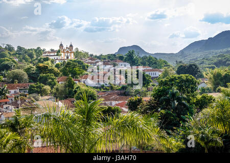 Luftaufnahme der Stadt Tiradentes und Santo Antonio Church - Tiradentes, Minas Gerais, Brasilien Stockfoto