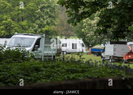 Brentwood, Essex, 4. Mai 2017, eine große Gruppe von Reisenden überfallen haben South Weald Park in Brentwood, Essex Credit: Ian Davidson/Alamy leben Nachrichten Stockfoto