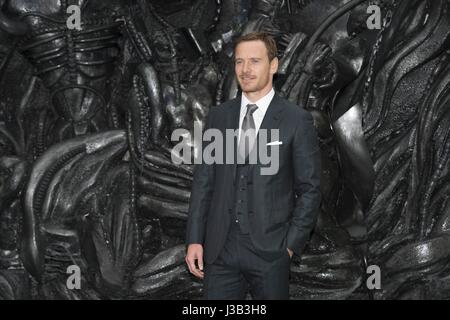 London, UK. 4. Mai 2017. Michael Fassbender besucht die World Premiere von ALIEN Bund. London, UK. 05.04.2017 | Nutzung weltweit Credit: Dpa/Alamy Live-Nachrichten Stockfoto