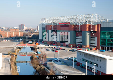 Erhöhten Blick auf Old Trafford Football Ground, Heimstadion von Manchester United FC. März, 2011Y DSC Stockfoto