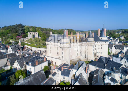 Luftaufnahme der wickelten Burg, Loire-Tal, die von der UNESCO als Weltkulturerbe gelistet, Stockfoto