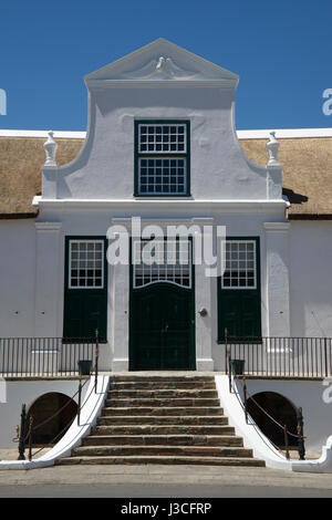 Vor dem Eingang klassisches Beispiel Cape niederländischen Architektur Reinets Haus Graaff Reinet Eastern Cape in Südafrika Stockfoto