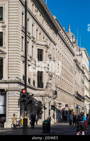 Die Architektur des Gebäudes der unteren Regent Street, StJames, London, England, UK Stockfoto