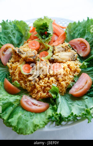 Arroz Con Pollo (Huhn und Reis), Puerto Rico Stockfoto