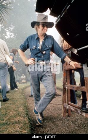 Zardoz Jahr: 1974 UK Regie: John Boorman John Boorman Shooting Bild Stockfoto