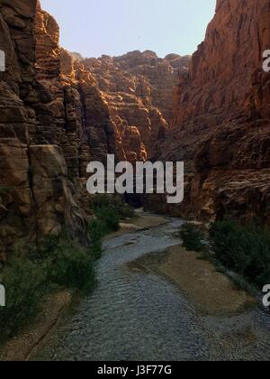 Wadi Mujib Canyons am Toten Meer in der Nähe von Mujib Chalets in Jordanien, Naher Osten Asien Spaß Abenteuer und Reisen Stockfoto