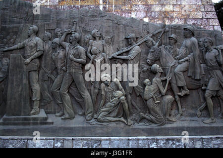Ein Relief an der Tiglachin (oder Derg) Denkmal in Addis Abeba, Äthiopien. Stockfoto