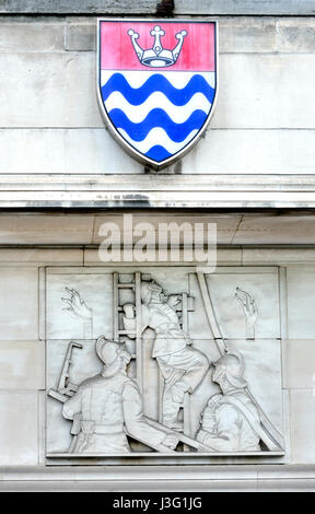 London, England, Vereinigtes Königreich. Feuerwache, 8 Lambeth, Lambeth Damm (ehemals Feuerwehr Zentrale in London. Grad II aufgeführten Gebäude - Art-Deco-1937) Stockfoto