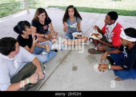 Miami Florida, Homestead, Robey George Park, Outreach Picnic, Drug Free Youth in Town DFYIT Club, Anti-Suchtprogramm, gemeinnützige Organisation, Hispanic La Stockfoto