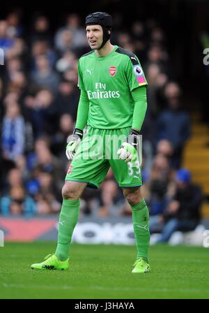 ARSENAL Torwart PETR CECH CHELSEA V ARSENAL STAMFORD BRIDGE Stadion LONDON ENGLAND 4. Februar 2017 Stockfoto