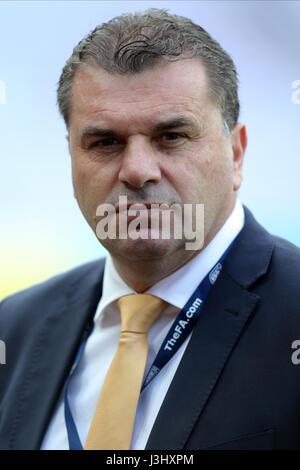 ANGE POSTECOGLOU Australien MANAGER Australien MANAGER STADIUM der leichten SUNDERLAND ENGLAND 27. Mai 2016 Stockfoto