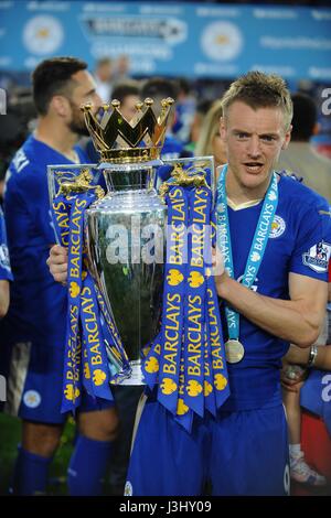 VARDY hält die PREMIER LEAGUE LEICESTER Stadt LEICESTER CITY PREMIER LEAGUE KING POWER STADIUM LEICESTER ENGLAND 7. Mai 2016 Stockfoto
