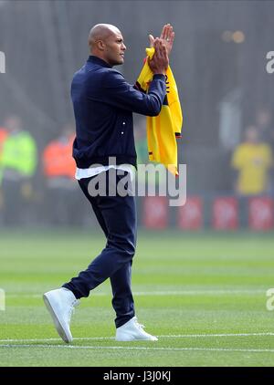 NEUE WATFORD Unterzeichnung YOUNES KAB WATFORD V CHELSEA VICARAGE ROAD Stadion WATFORD ENGLAND 20. August 2016 Stockfoto