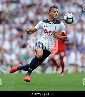 ERIK LAMELA von TOTTENHAM HOTSP TOTTENHAM HOTSPUR V LIVERPOOL WHITE HART LANE Stadion LONDON LONDON ENGLAND 27. August 2016 Stockfoto