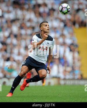 ERIK LAMELA von TOTTENHAM HOTSP TOTTENHAM HOTSPUR V LIVERPOOL WHITE HART LANE Stadion LONDON LONDON ENGLAND 27. August 2016 Stockfoto