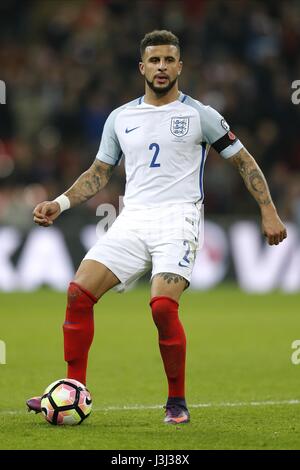 KYLE WALKER ENGLAND WEMBLEY Stadion LONDON ENGLAND 11. November 2016 Stockfoto