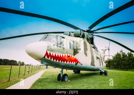 Russisch-sowjetischen Mehrzweck-Transporthubschrauber. Stockfoto
