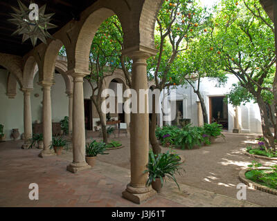 Einen schönen Innenhof im Viana-Palast in Córdoba, Spanien Stockfoto