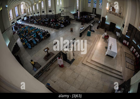 Sonntag-Messe in der Kathedrale unserer lieben Frau von der Unbefleckten Empfängnis in der Hauptstadt von Mosambik Mosambik Stockfoto