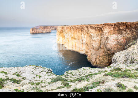 Kap St. Vincent, Blick auf den Atlantik-Küste in der Nähe der Stadt Sagres, Algarve, Portugal Stockfoto